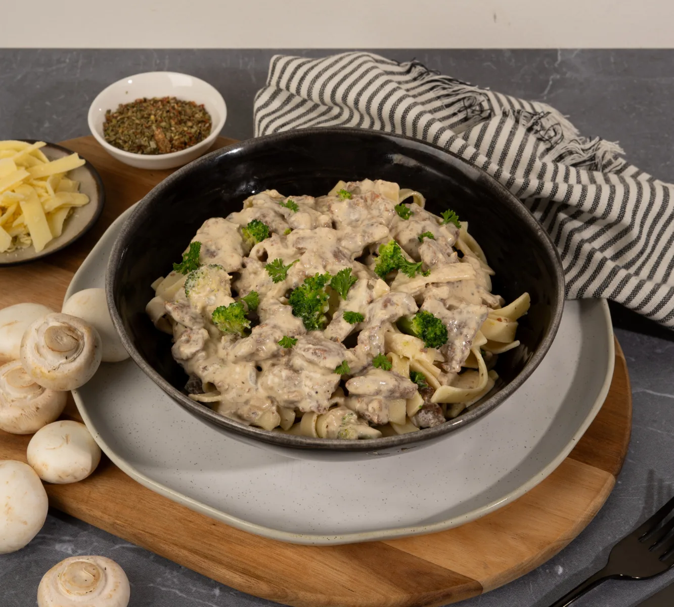 Creamy Mushroom Pasta [BULK]