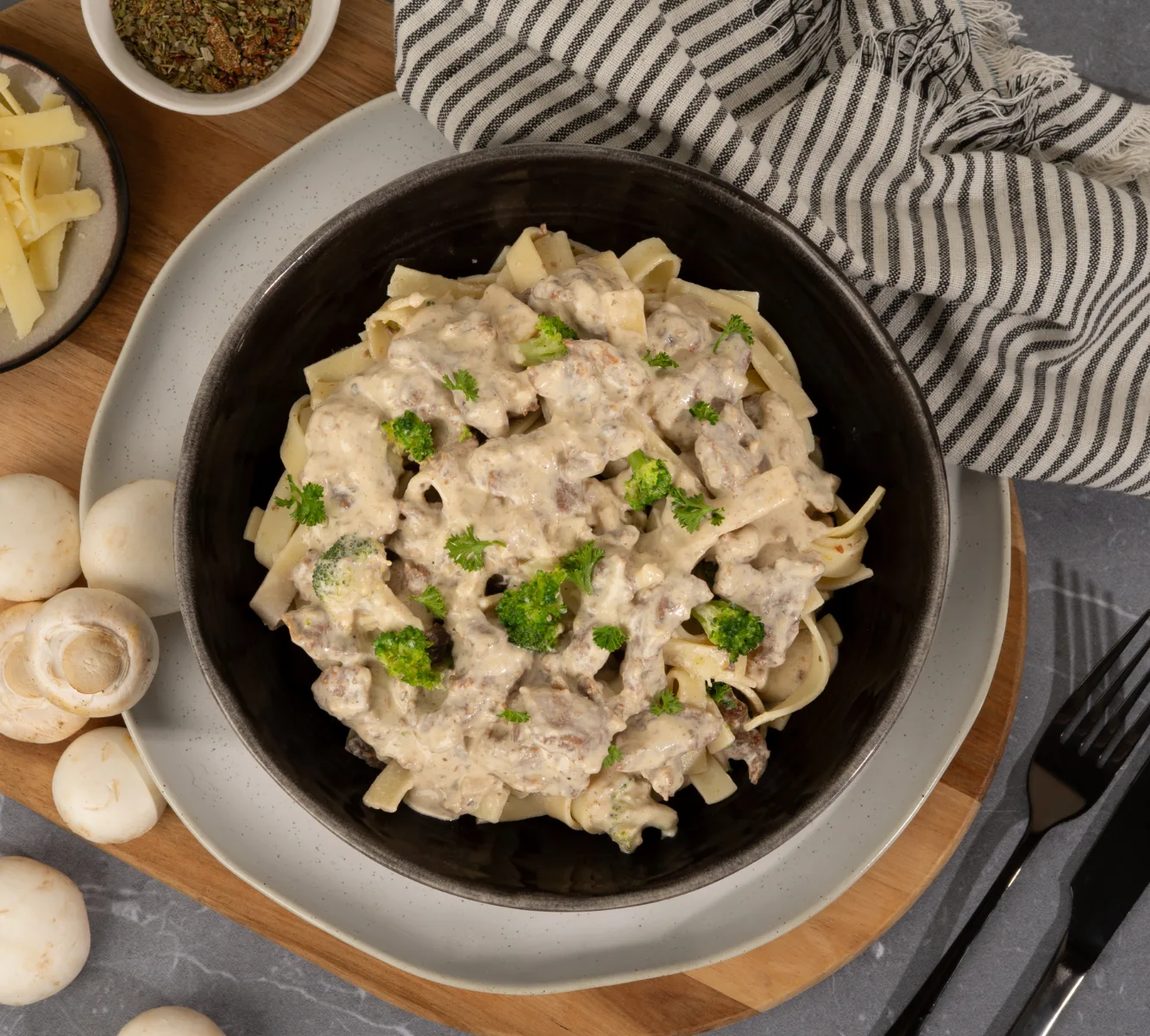 Creamy Mushroom Pasta [BULK]