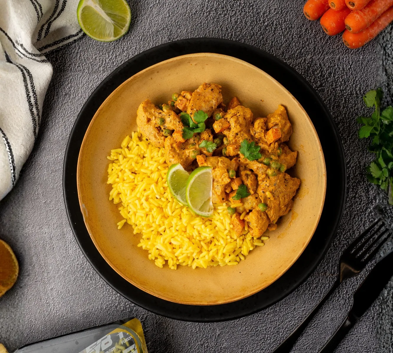 Gele rijst - Kip Tikka Masala