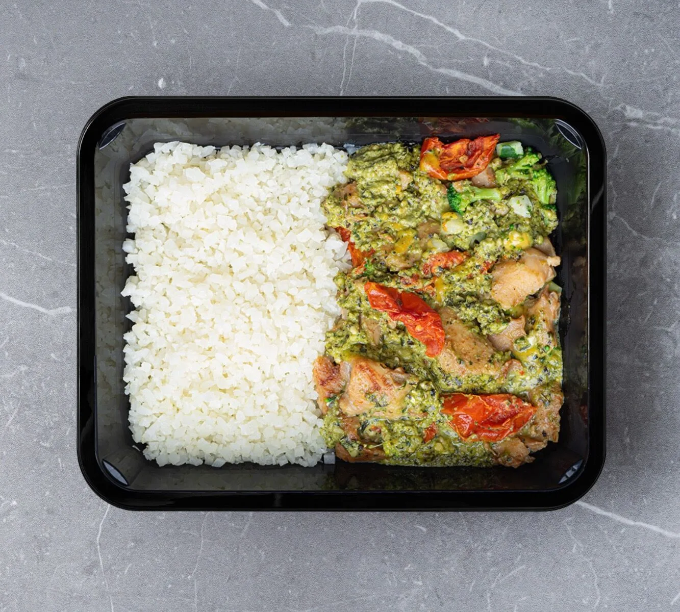 Cauliflower Rice - Pesto Chicken [LOWCARB]