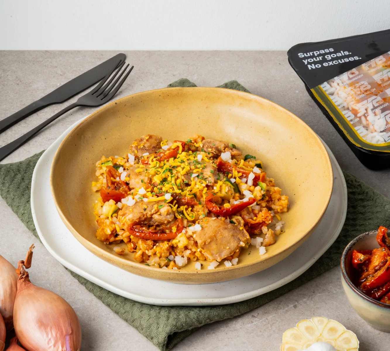 Tomaten-Blumenkohl-Risotto - Hähnchen [LOWCARB]